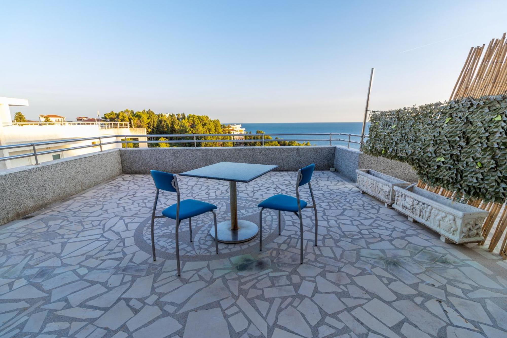 Blue Sky Apartments-ulcinj, Montenegro